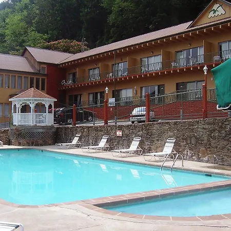 River Terrace Resort & Convention Center 